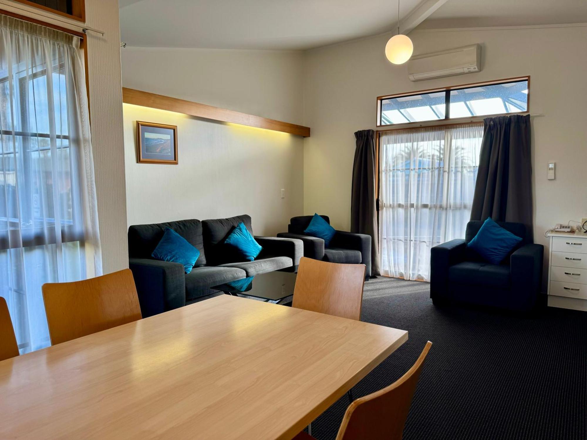 Teal Motor Lodge Gisborne Exterior photo